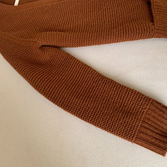 Vince Cableknit Cashmere Sweater in Medium - Picture 2 of 5